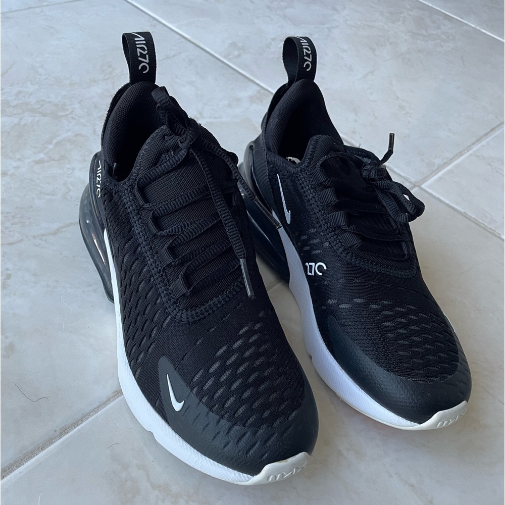 Nike Air Max 270